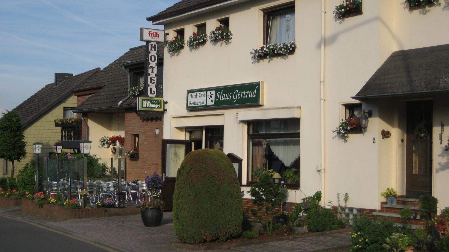 Hotel Haus Gertrud Simmerath Bagian luar foto