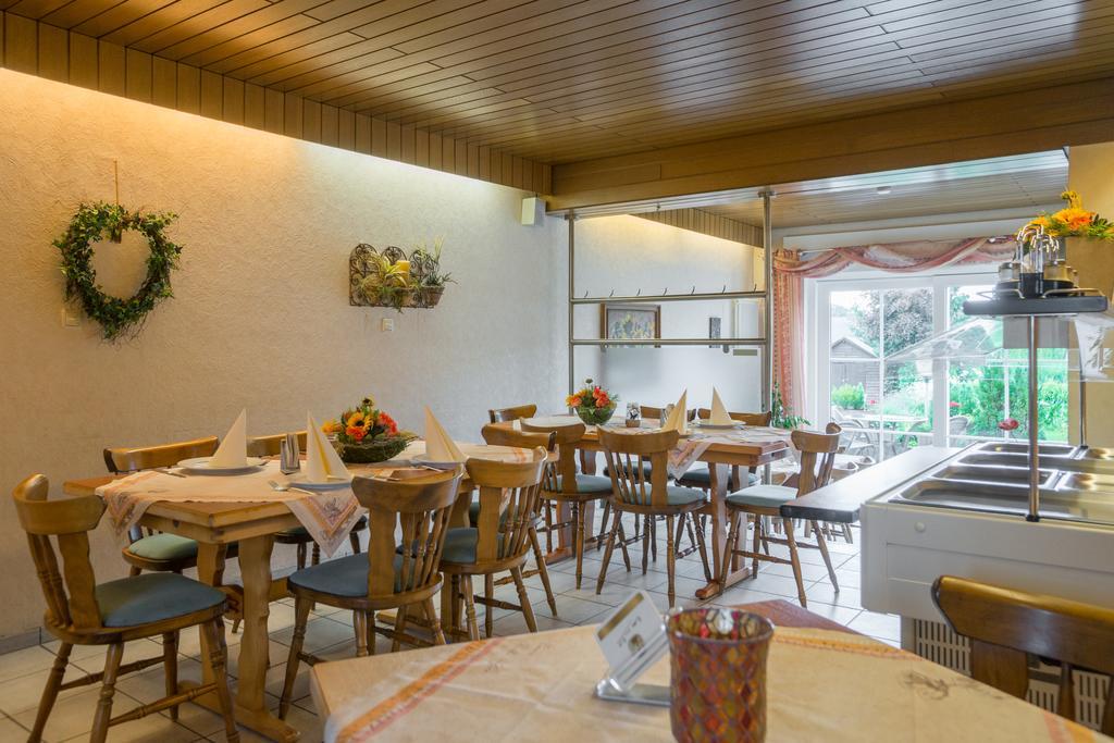Hotel Haus Gertrud Simmerath Bagian luar foto